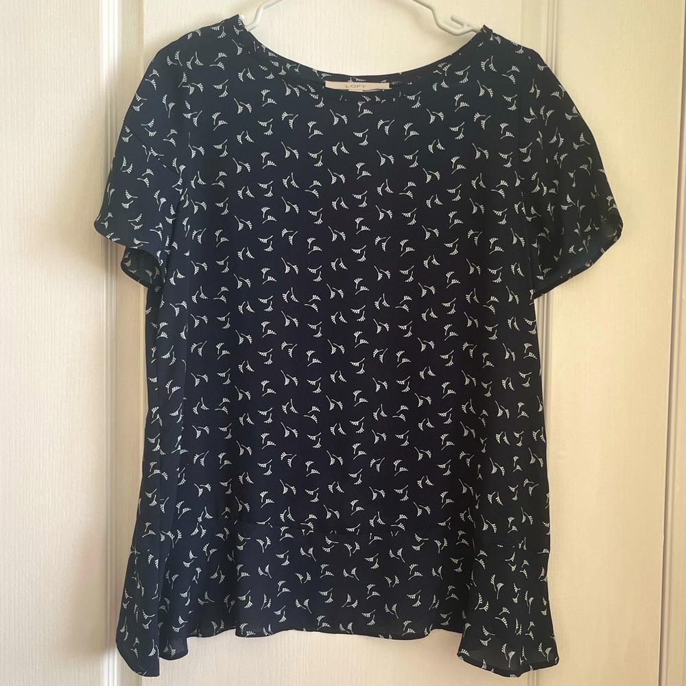 LOFT Short Sleeve Ruffle Criss Cross Blouse Petite Size S